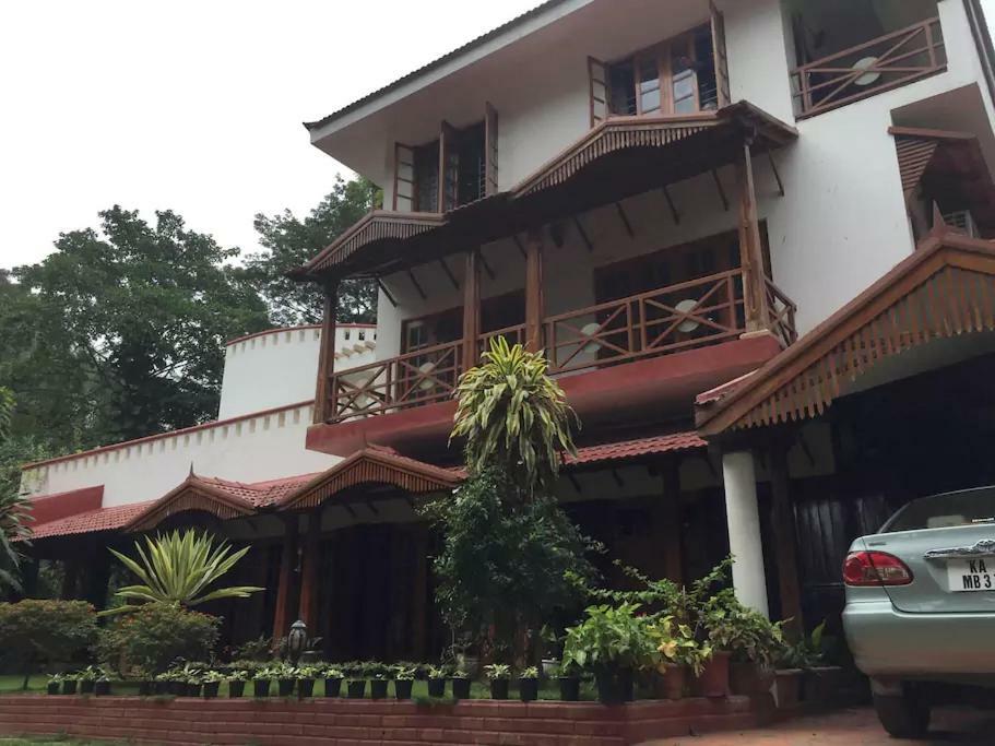 Villa Serena Bangalore Ngoại thất bức ảnh