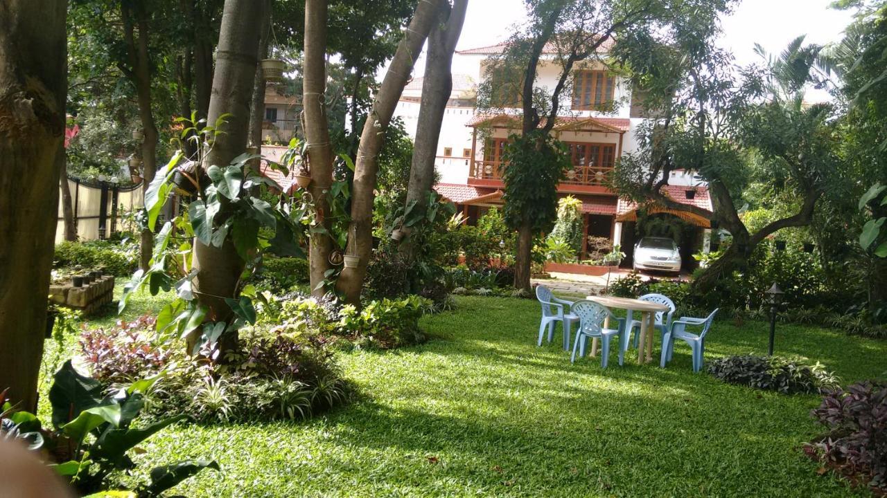 Villa Serena Bangalore Ngoại thất bức ảnh